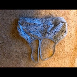 Lululemon Power Y sports bra